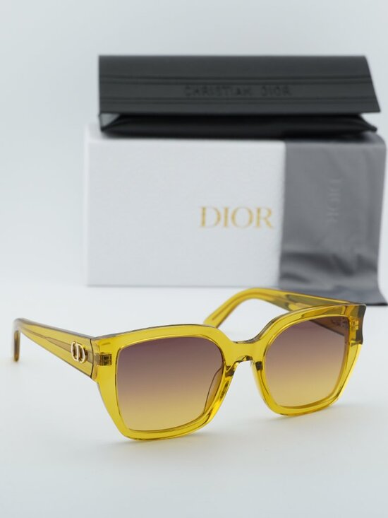 Dior Accessories - Dior DIORGLOW S1I 66D2 Square Sunglasses - Yellow/Brown